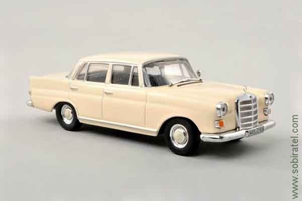 Mercedes-Benz 200D (W110) 1965 beige, 1:43 WhiteBox