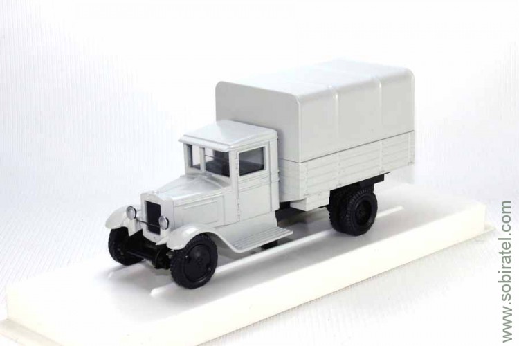 ЗИС-5 грузовик с тентом белый (ЛОМО 1:43)