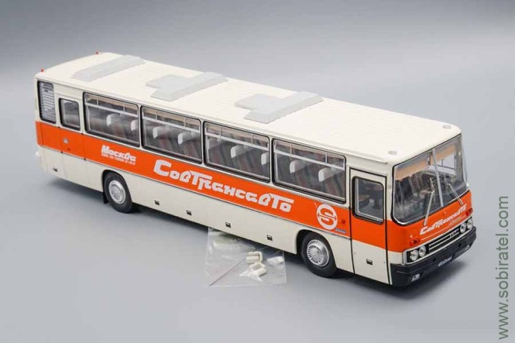 автобус Икарус Ikarus 250.58 совтрансавто (DEMPRICE 1:43)