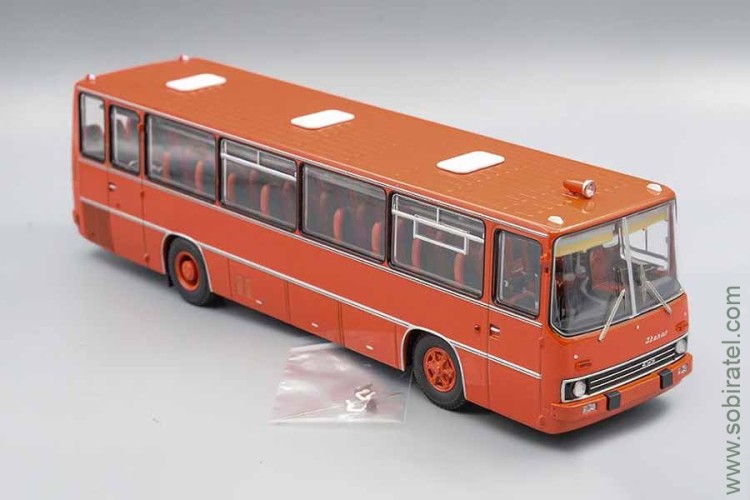 автобус Икарус Ikarus 255.70 ориент (DEMPRICE 1:43)