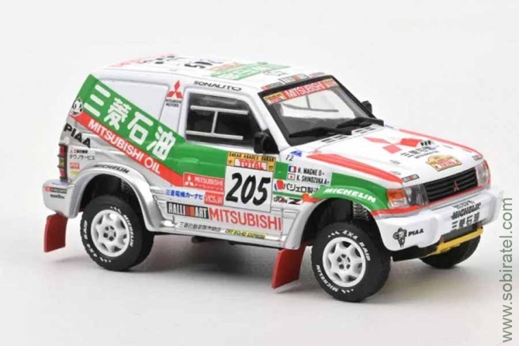 Mitsubishi Pajero #205 "Mitsubishi Motors Team" Kenjiro Shinozuka/Magne. Победитель Dakar Rally 1997