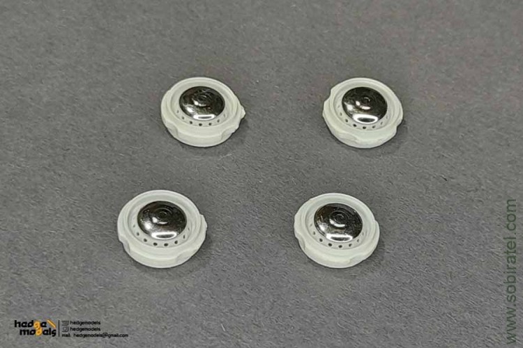 комплект дисков для Волжский 2106 с колпаками 4 шт. (HM 1/43)
