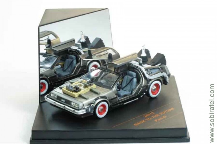 DeLorean DMC 12 "Back to the Future" Part III 1:43 Vitesse