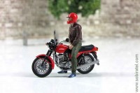 фигурка Мотоциклист Максим (для Ява-350) красный шлем (Моделстрой 1:43)