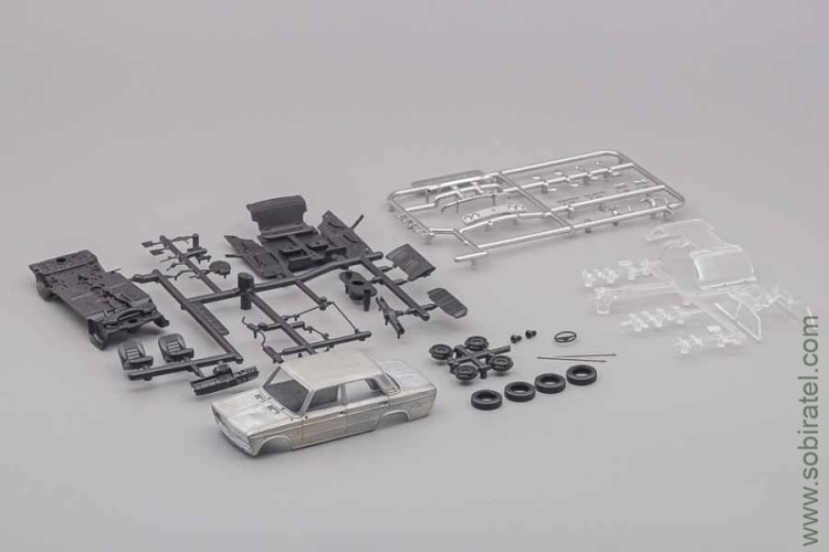 Сборная модель 2103 1975-1984 (EVR-mini 1:43)