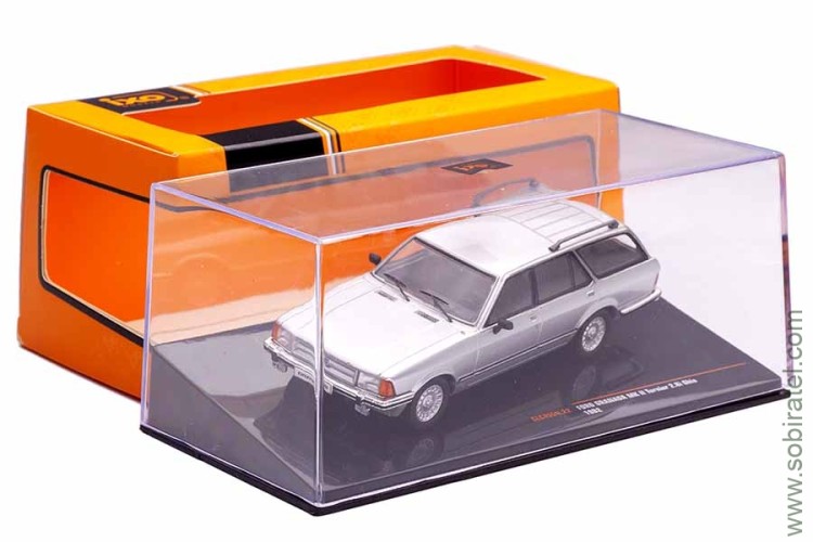 Ford Granada MKII turnier 2.8i Ghia 1982 silver (iXO 1:43)