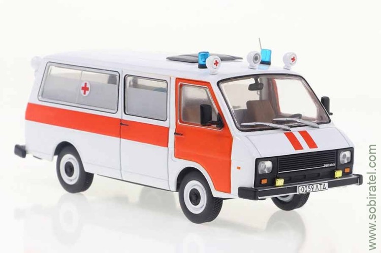 Latvija-2915 Riga 1984 белый (RODA 1:43)
