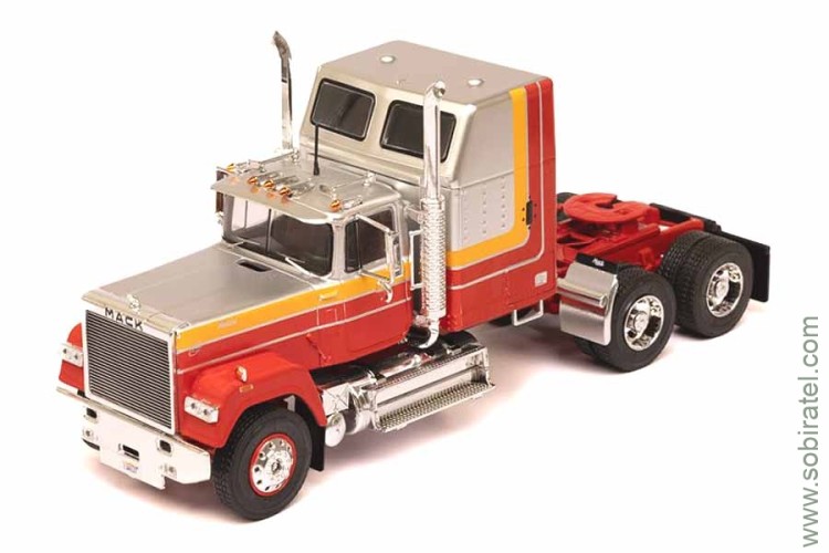 седельный тягач №227 Mack Superliner Magnum 1985 красный с желтым (iXO 1:43) Скоро! Предзаказ!
