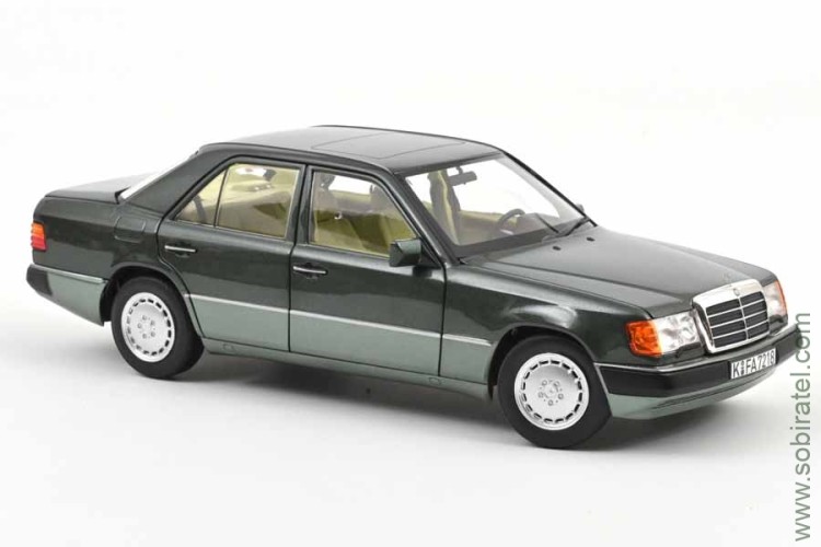 1/18 Mercedes-Benz  230E (W124) 1990 тёмно-зелёный металлик