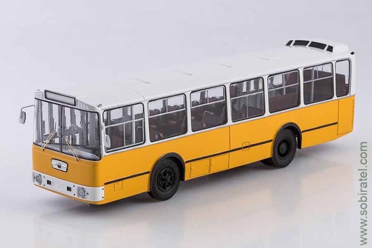автобус Лаз-698 (ModelPro 1:43)