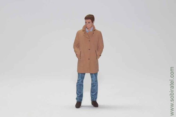 фигурка Парень в плаще (Каморка 1:43)