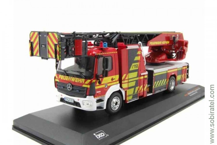 Mercedes-Benz Atego 1530 Metz-Rosenbauer DLA(K) 23/12 Fire Brigade Hofhein, пожарная лестница 2018 (iXO 1:43)