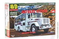 сборная модель Автобус 422910 (AVD 1:43)