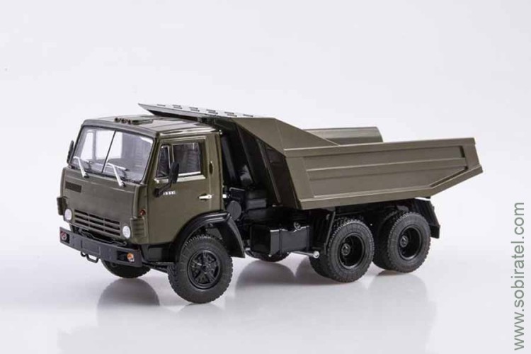 Камский 5511 самосвал зеленый.