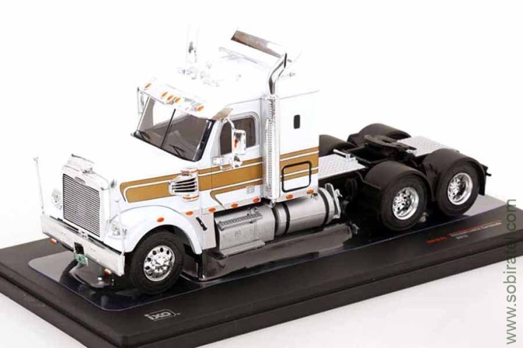 седельный тягач №210 Freightliner Coronado 2012 белый (iXO 1:43)