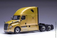 седельный тягач №189 Freightliner Cascadia 2018 золотой металлик (iXO 1:43)