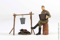 фигурка Гармонист у костра (Моделстрой 1/43)