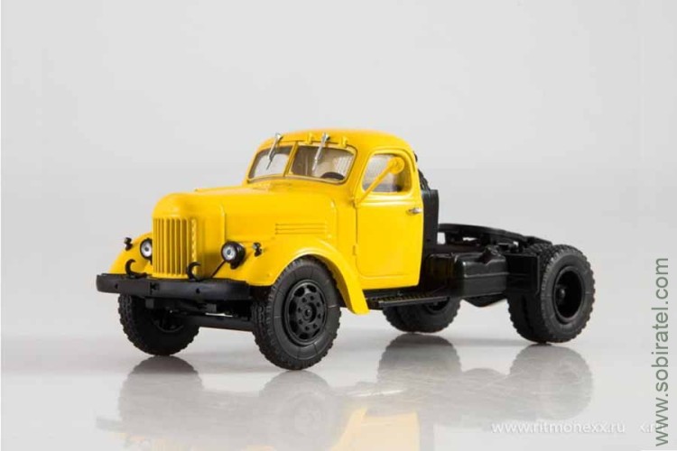грузовик ММЗ-164АН седельный тягач жёлтый (АИСТ 1:43)