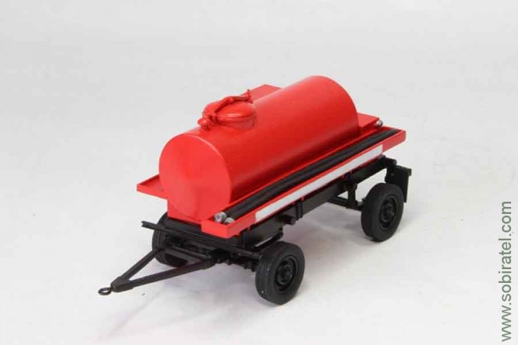 прицеп цистерна 4000л 1970г. пожарная красная (Моделстрой 1/43)