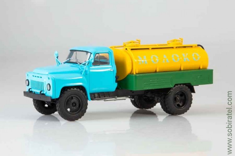 Легендарные грузовики СССР №12 АЦПТ-3,3 (53) молоко