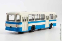 автобус 677М бело-синий (СовА 1:43)