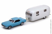Ford Mustang 1968 синий + кемпер-трейлер Airstream Caravan (Norev 1/43)