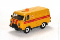 УАЗ-3741 фургон скорая медицинская помощь желтый, пластик (Металл-Пласт 1:43)