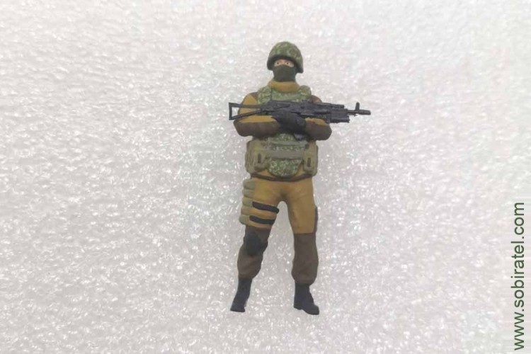 фигурка Российский солдат №3 (OPUS 1:43)
