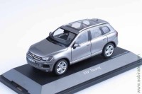 Volkswagen Touareg 2010 grey (Schuco 1/43)