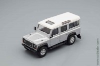 Land Rover Defender Generation 1, silver (Cararama 1:43)