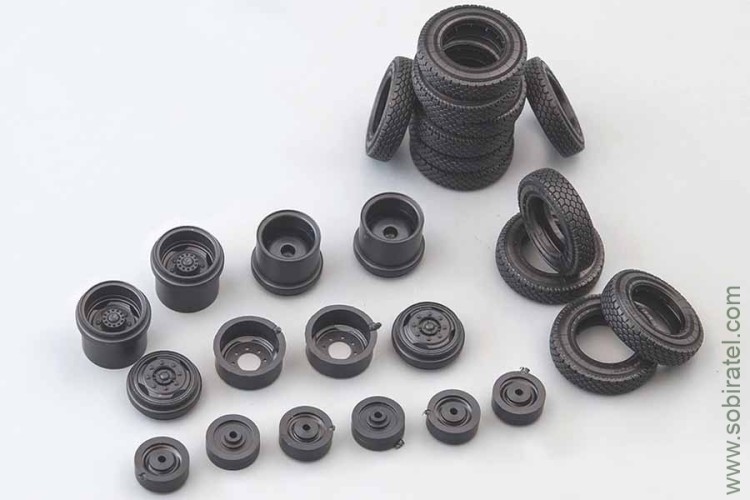 XR-024 Комплект резина ИН-142Б протектор шашка (12 штук) и диски на 133 6х4 