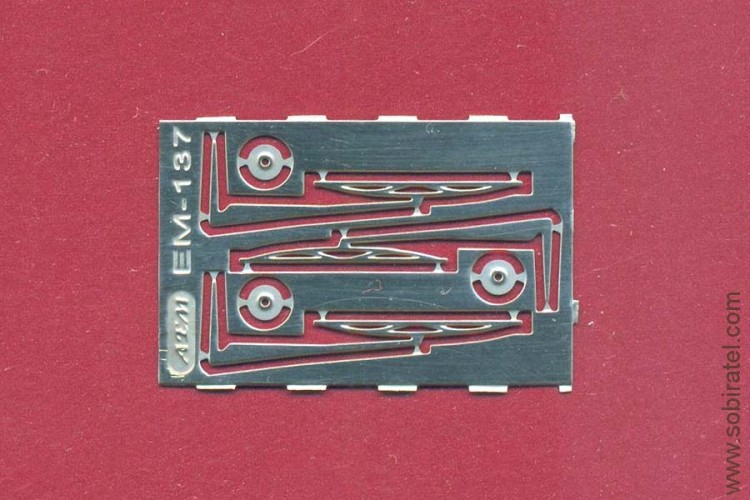 EM-137 фототравление. Дворники 2 шт. на МАЗ 6422, блестящий никель
