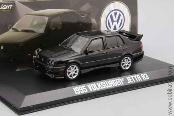 Volkswagen Vento (Jetta III) 1995 black (Greenlight 1:43)