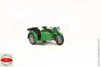 мотоцикл К-650 с коляской зеленый, упрощенный (Моделстрой 1:43)