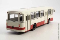автобус 677М бело-красный (СовА 1/43)