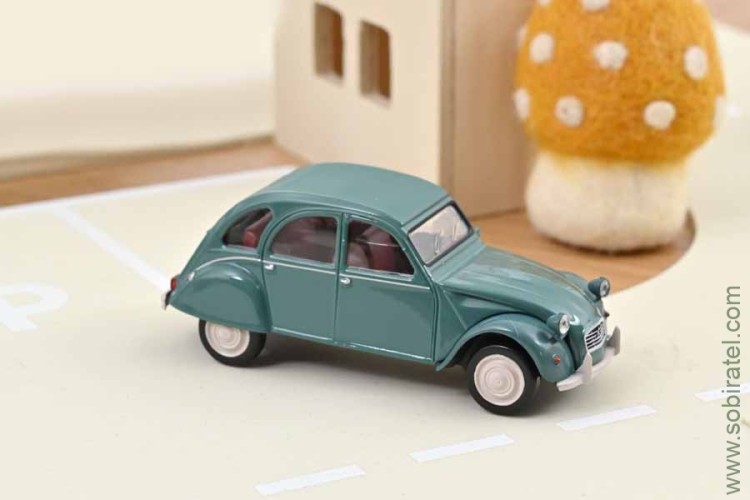 Citroën 2CV 1971 зеленый (Norev 1/43) Citroën 2CV 1971 зеленый (Norev 1/43)