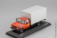 Chevrolet D-40 (фургон) 1985 red/silver (WhiteBox 1:43)